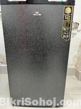 ফার্মেসীর রেক ও ফ্রিজ বিক্রি